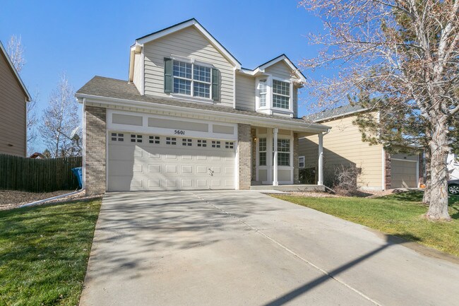 Building Photo - 5601 S Yakima Way