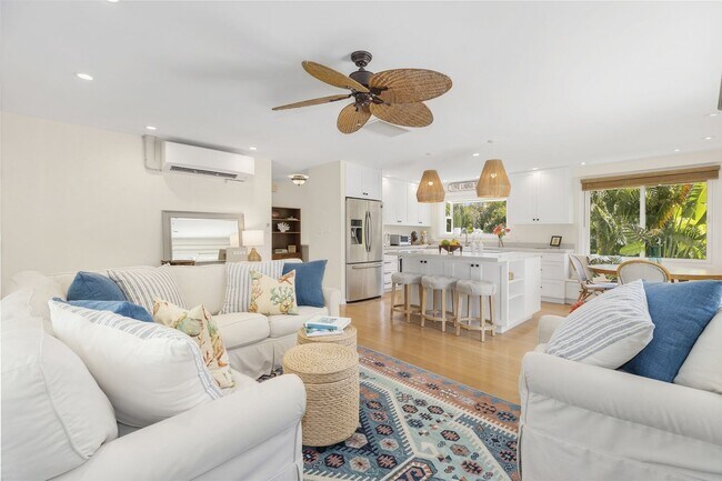 Building Photo - Luxury Gold Coast Home w/AC and Backyard: ...