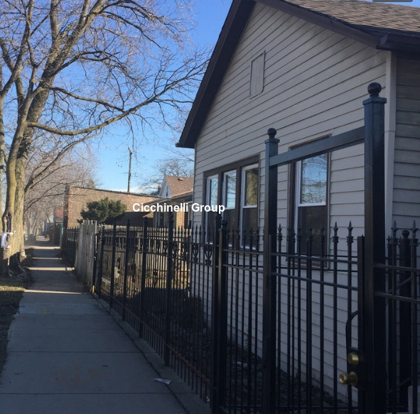 Primary Photo - 3027 W 38th St