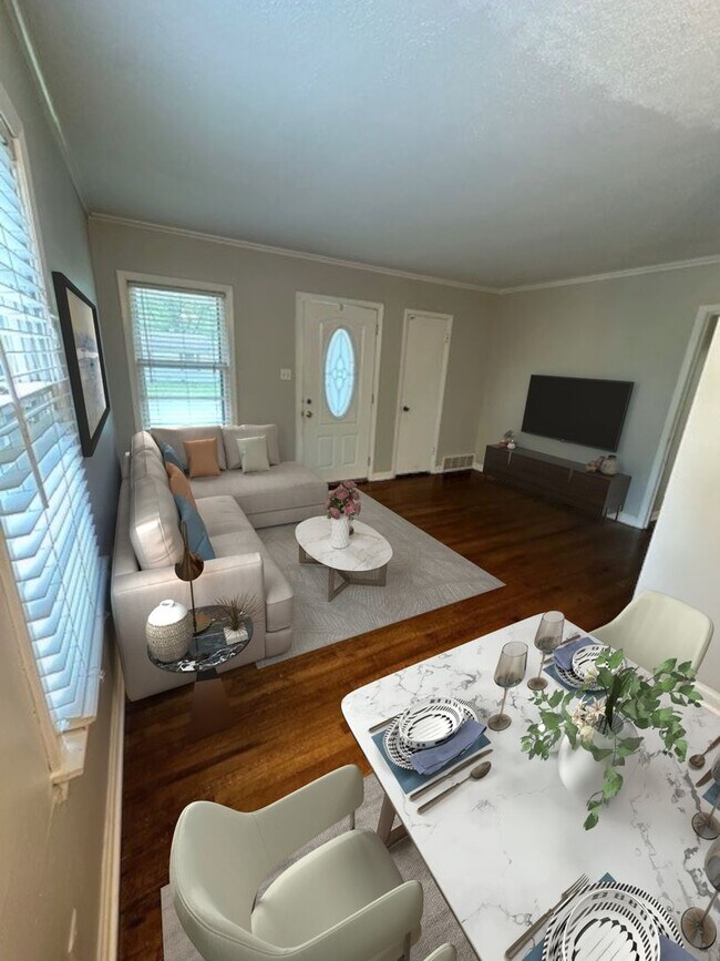 Building Photo - 3BD/1BA Home Located in East Memphis!