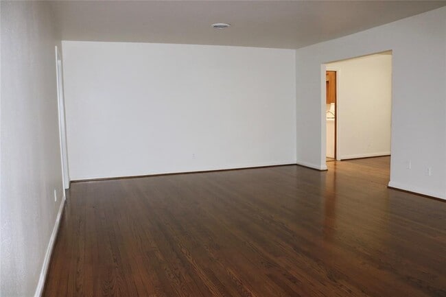 Building Photo - 4047 Merrick St