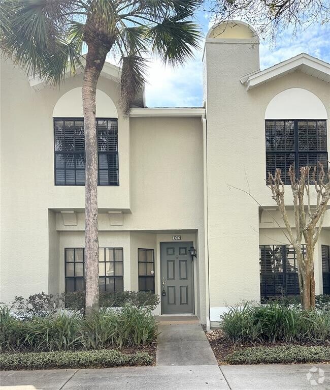 Coventry at Tampa Palms Pet Friendly Apartments for Rent Tampa, FL