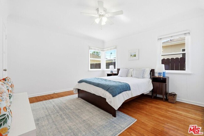 Foto del edificio - 3208 W 81st St