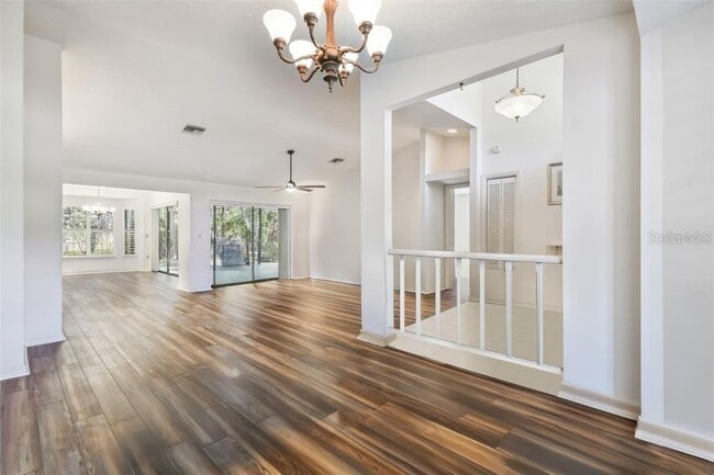 Foto del edificio - 201 Pine St