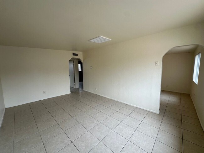 Foto del edificio - 2814 N Fontana Ave