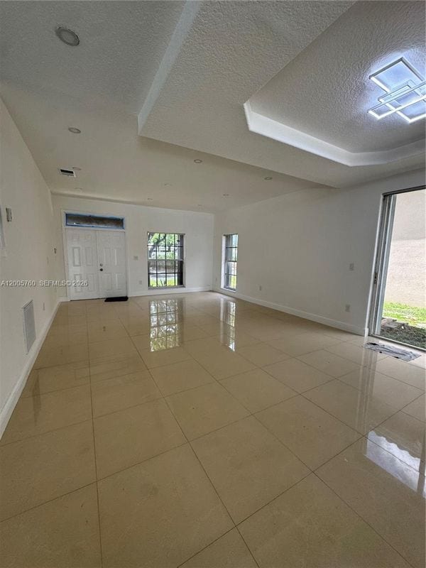 Foto del edificio - 15071 SW 136th Pl