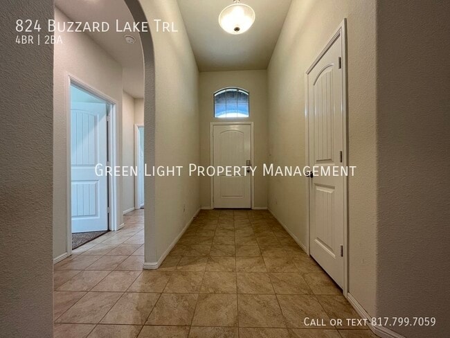Building Photo - 824 Buzzard Lake Trl