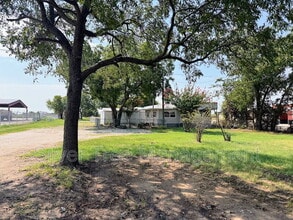 Building Photo - 106 Private Rd 3210