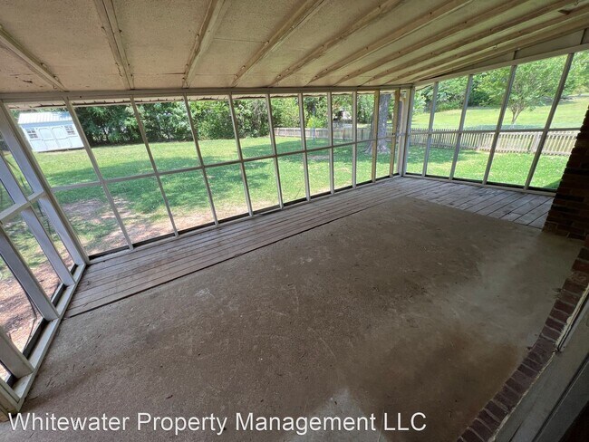 Building Photo - 3 br, 2 bath House - 834 Kay Circle