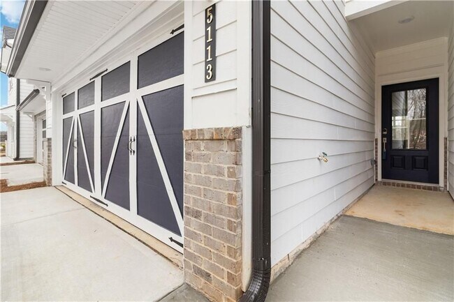 Building Photo - 5113 Sidney Sq Dr