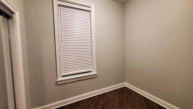 Foto del edificio - 2120 W Lyndale St