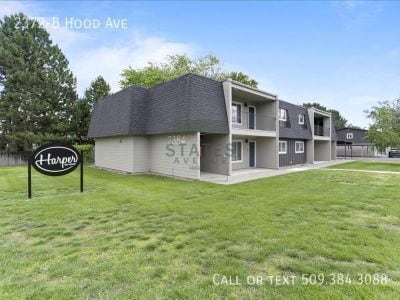 Foto principal - 2372 Hood Ave