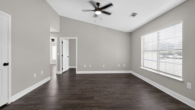 Building Photo - Cedar View Apartments