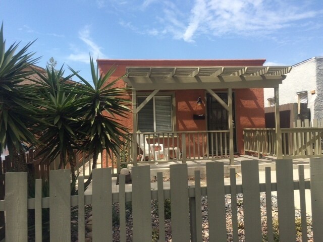 Primary Photo - 2BD 1BA House in Azalea Park/City Heights