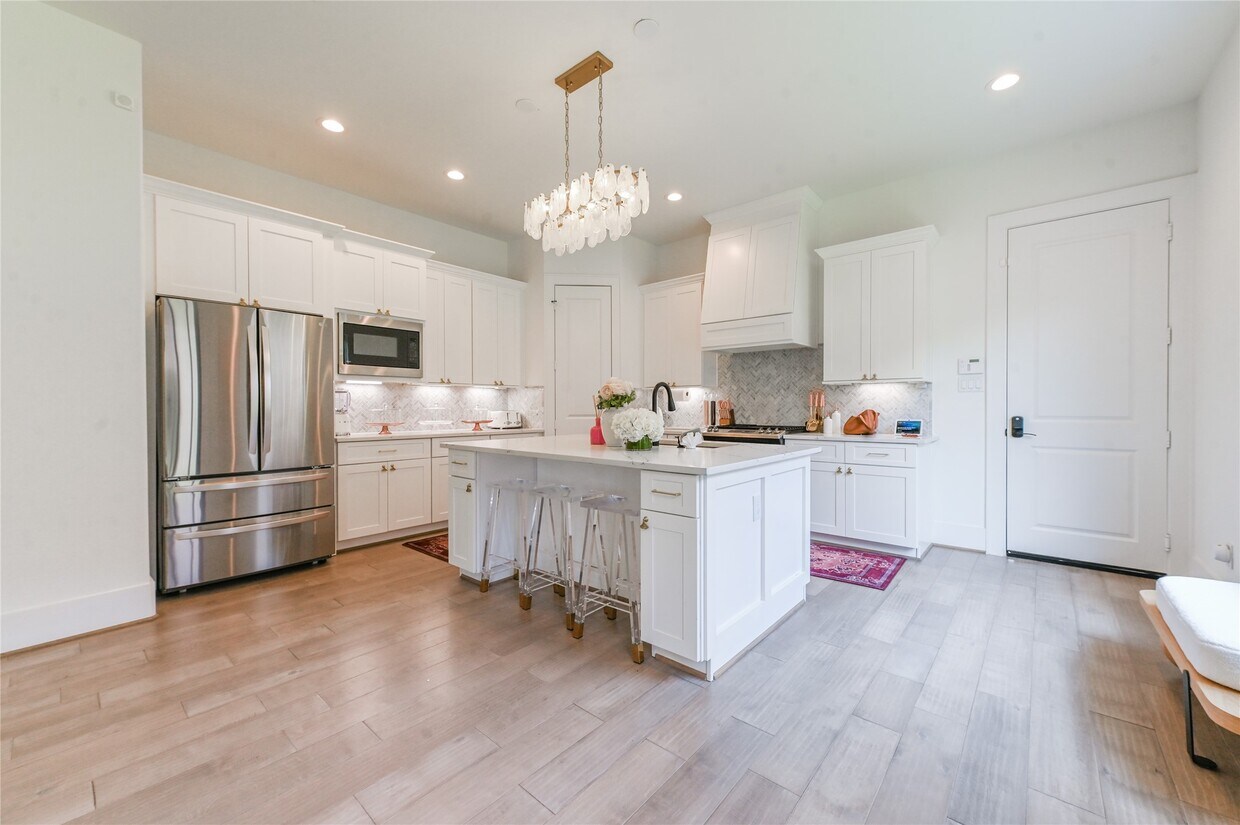 Foto principal - 5233 Darling St