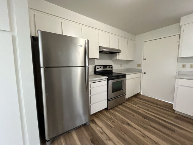 Foto del edificio - Spacious 3-Bedroom Home in Prime highly sought-after West Linn community