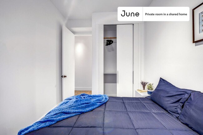 Foto del edificio - Room in Shared 3.0 bed/1 bath home