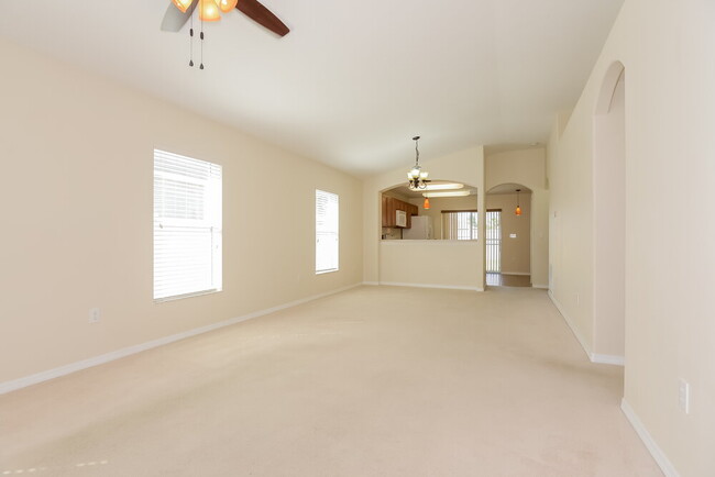 Building Photo - 2205 Colville Chase Dr