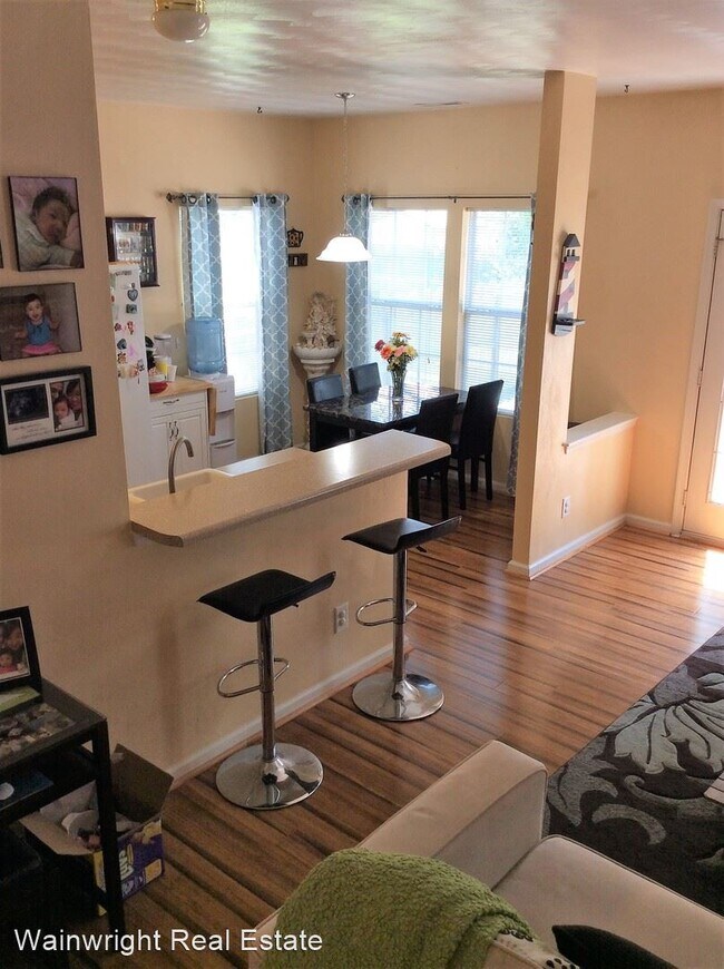Foto del edificio - 3 br, 2.5 bath House - 710 Laura St.
