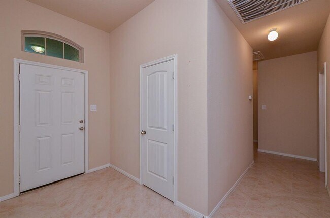Foto del edificio - 9411 Barton Crossing Ln