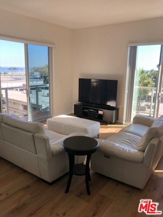 Foto del edificio - 388 E Ocean Blvd