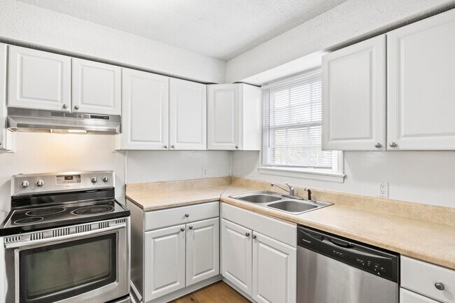 Foto del edificio - 7023 Mine Creek lane
