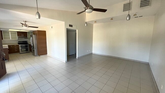 Building Photo - Patio Home Near Downtown Tempe