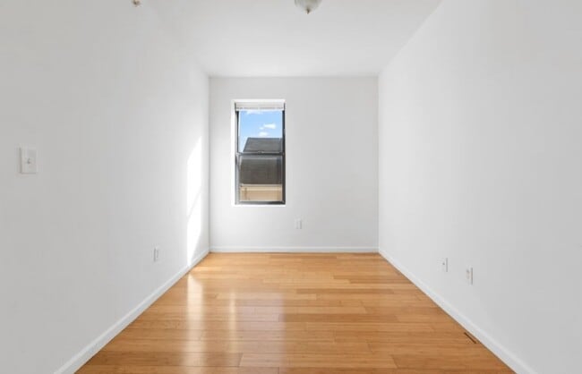 Building Photo - 65-67-67 4th Ave