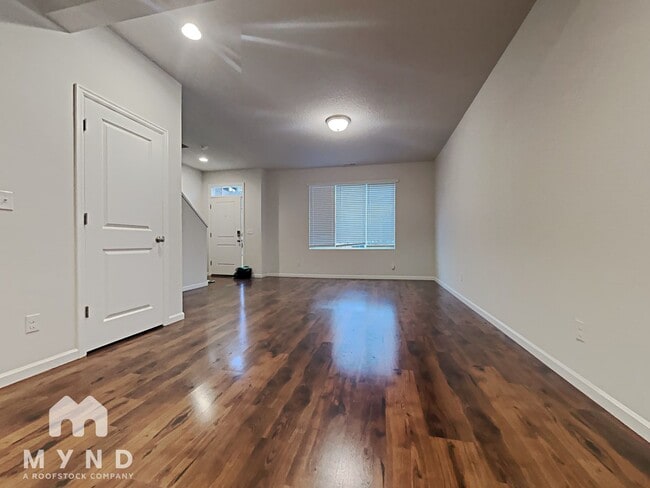 Building Photo - 7267 NW 164th Ave