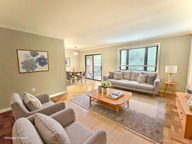 Foto del edificio - 4114 Davis Pl NW