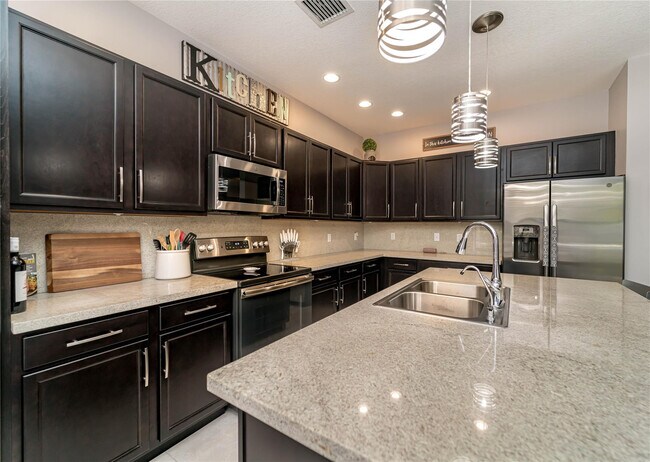 Foto del edificio - 20938 NW 1st St