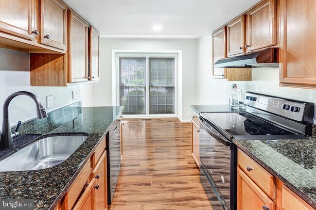 Foto del edificio - 3234 Foothill St