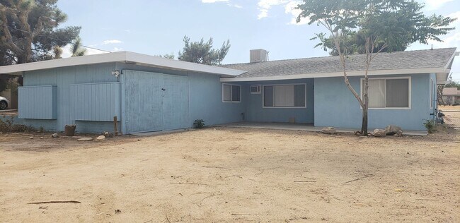 Foto del edificio - 7610 Valley Vista Ave