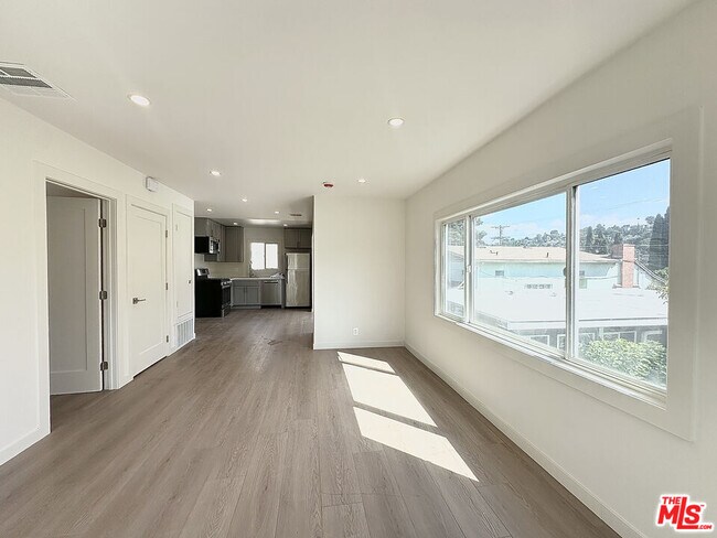 Foto del edificio - 1405 Talmadge St