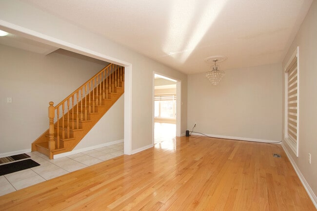 Building Photo - 15 Muskox Dr