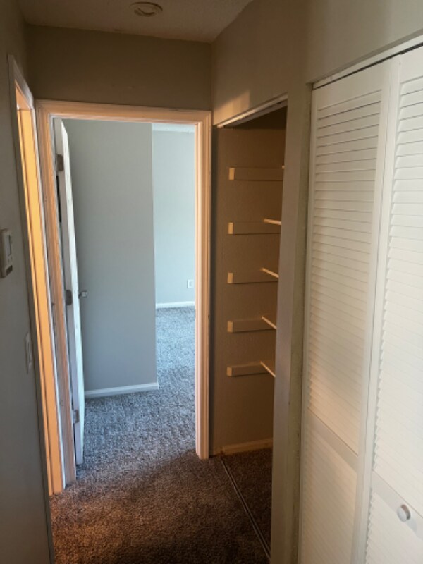 Foto del edificio - 840 Center Ave