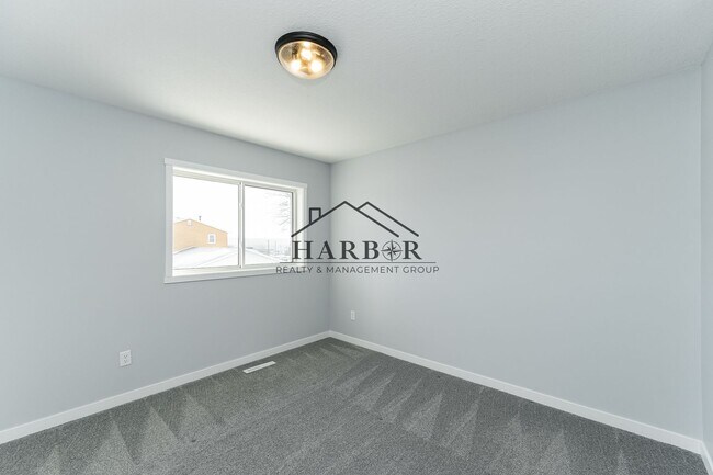 Foto del edificio - Contemporary 2 Bedroom Townhome - Kasson MN