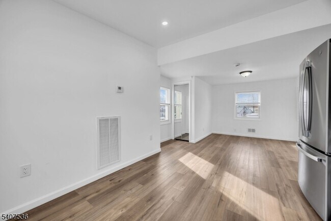 Foto del edificio - 724 E Scott Ave