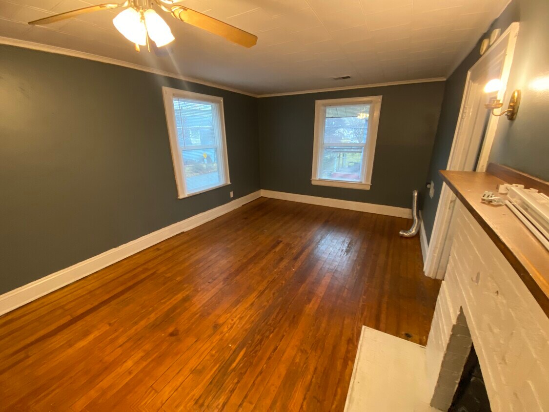 Primary Photo - 4101 Kirby St