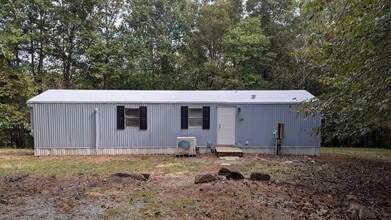 Building Photo - 7917 Wolf Ln