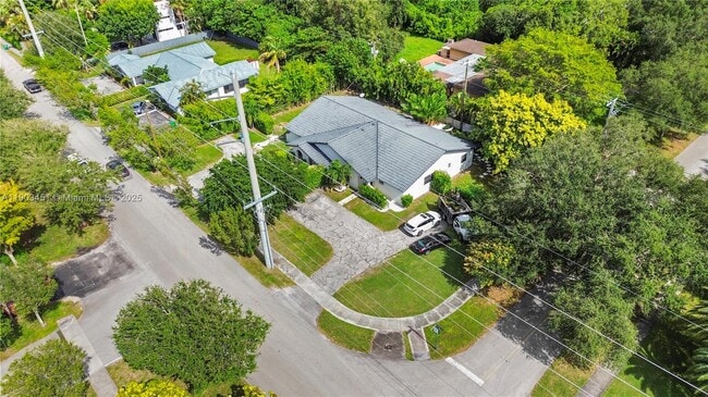 Foto del edificio - 12193 SW 82nd Ave