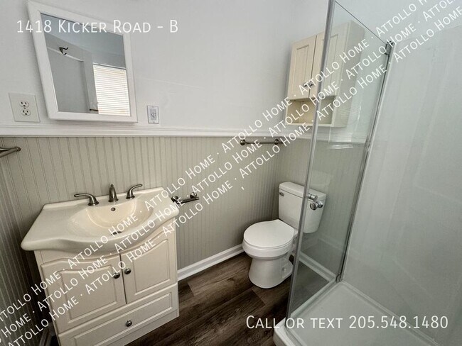 Foto del edificio - 2-Bed/1-Bath Apartment with Bonus Room!