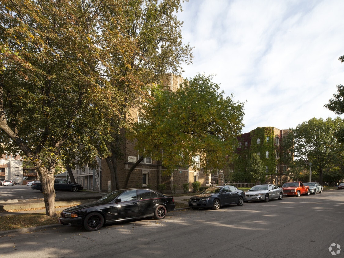 Building Photo - 112-122 S Maple Ave