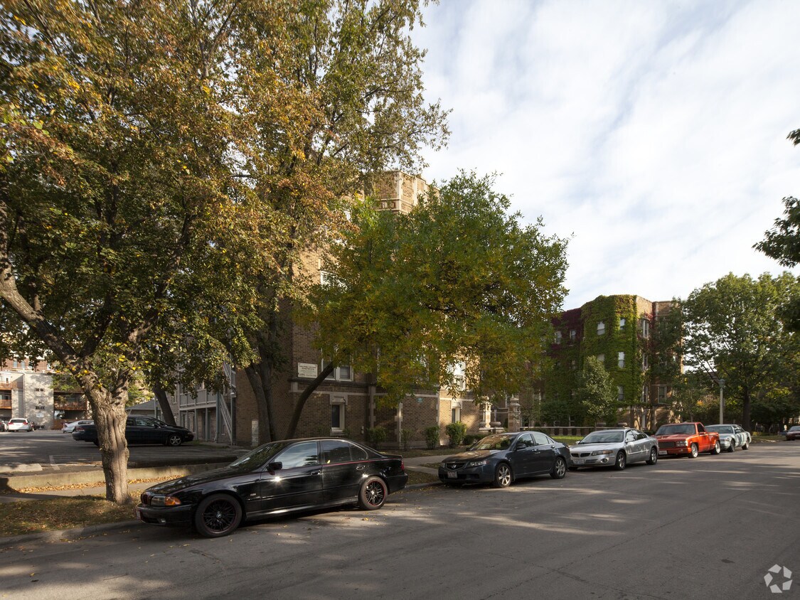 Foto del edificio - 112-122 S Maple Ave