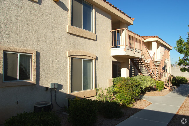 Building Photo - El Paseo Senior Apartments