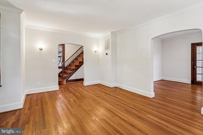 Foto del edificio - 5339 32nd St NW