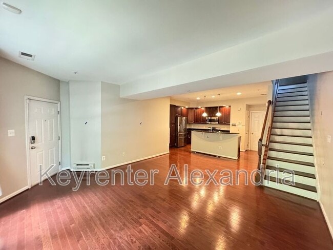 Foto del edificio - 2561 Eastbourne Dr
