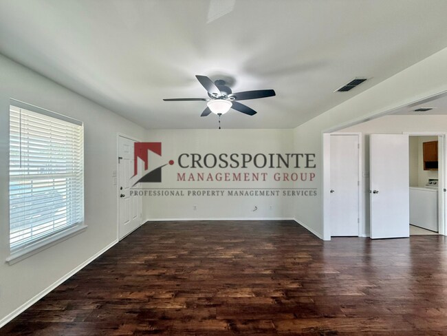 Building Photo - Beautiful 4 bedroom 2 bath home in Whitehouse - Coming Soon!