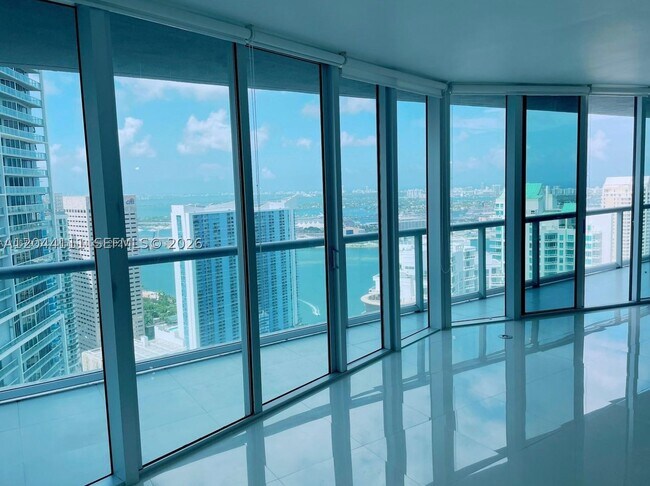Foto del edificio - 495 Brickell Ave