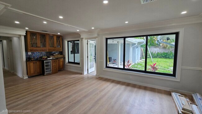 Building Photo - 2808 Middle River Dr